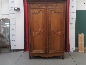 ARMOIRE